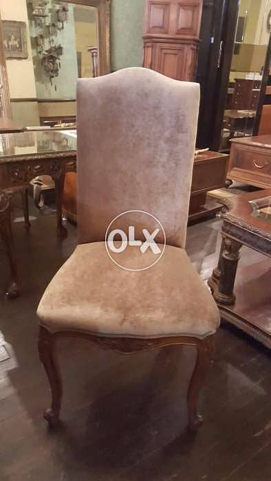 Queen an dining room 6