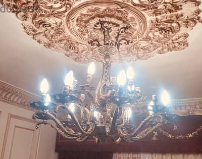 Antique brass chandelier 20 arms 24 bulbs very heavy