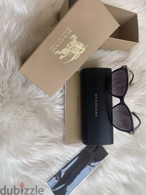 Original BURBERRY sunglasses 16