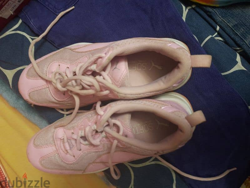 Sports shoes 2