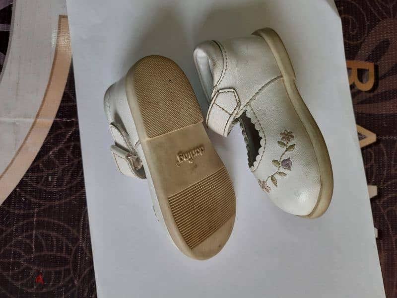 Sports shoes 6
