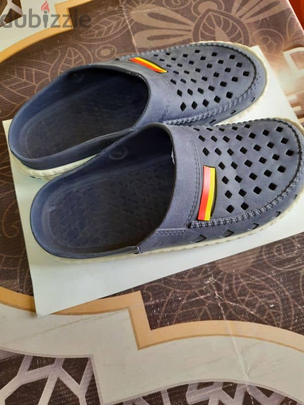 Sports shoes 8