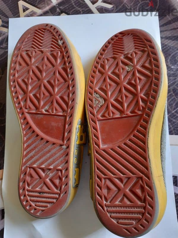 Sports shoes 12