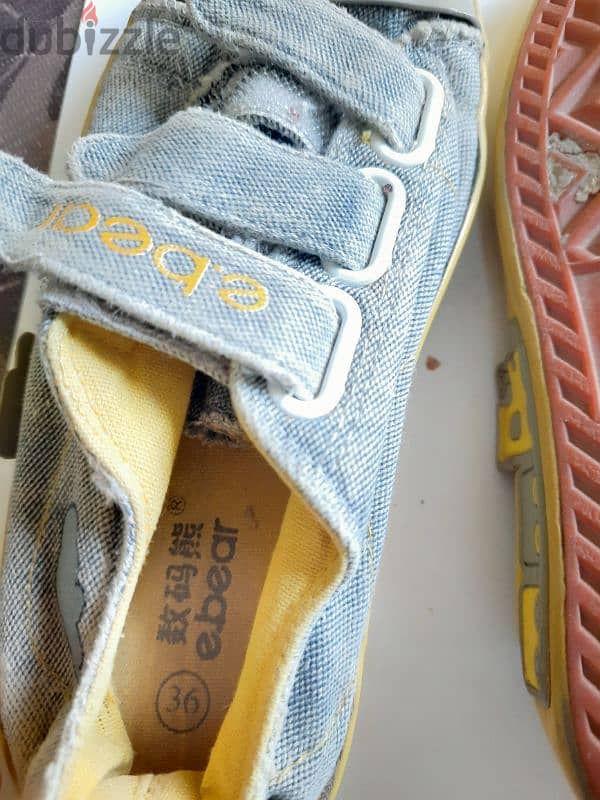 Sports shoes 13