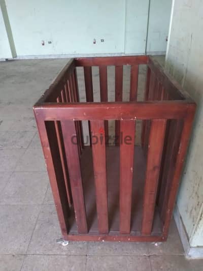 أقفاص عرض