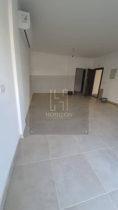 اقل سعر ستوديو بحديقة تكيفات للإيجار في فيفث سكوير المراسم التجمع الخامس studio rent Marasem