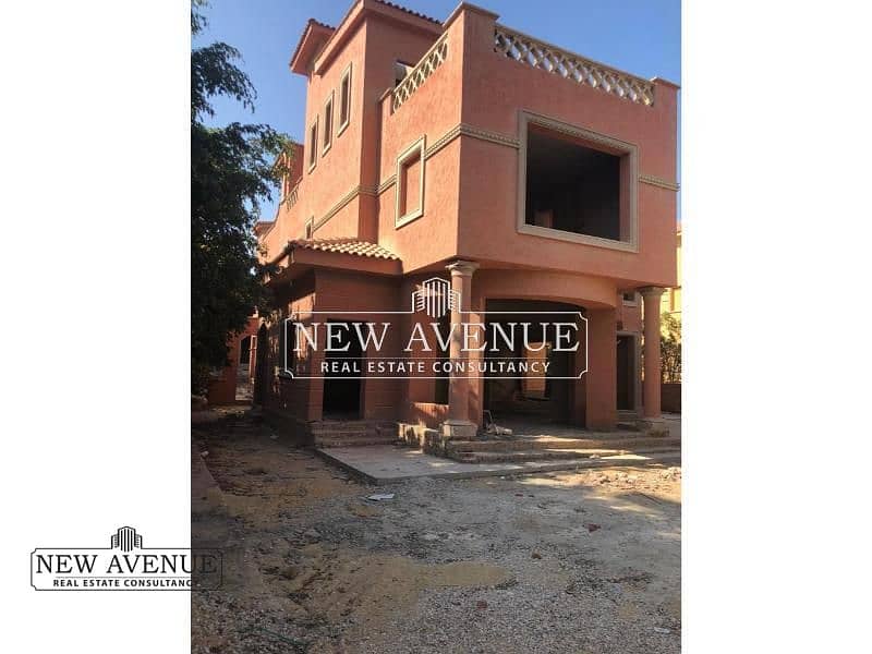 4 Bedrooms 325 sq.M Villa for sale 22,000,000 EGP in Tara, Sheikh Zayed