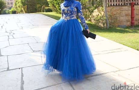 blue dress فستان ازرق سواريه