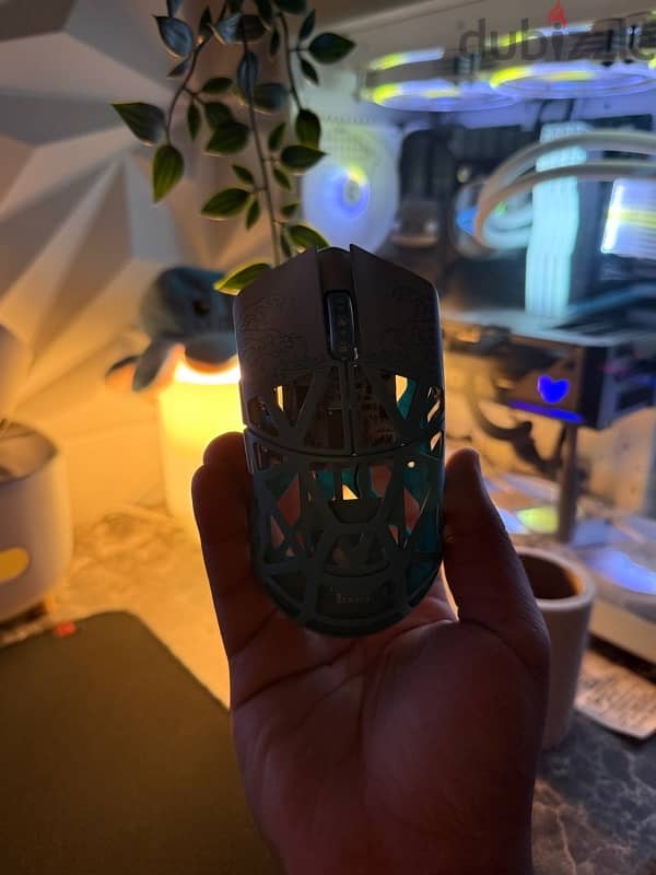WLMOUSE Fabulous Beasts X 8k gaming Mouse 4