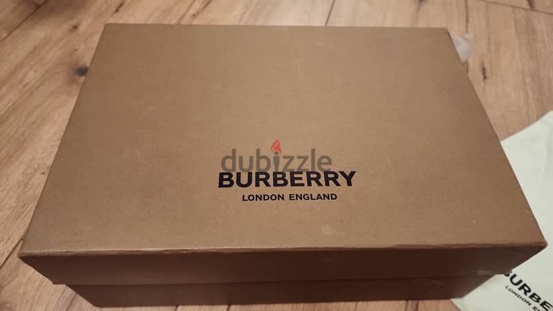 Burberry shoes size 30 1