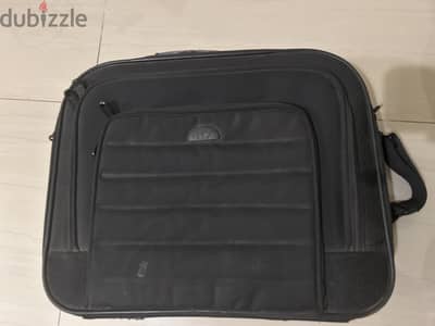 شنطة laptop