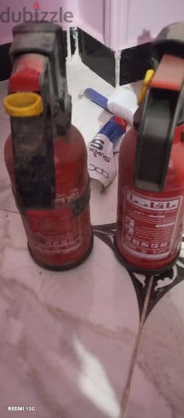 عدد 2 طفاية حريق
