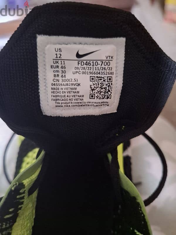 Nike sneakers 4