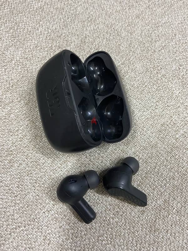 JBL airpods 2