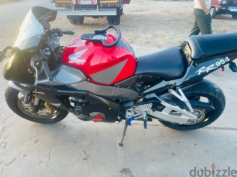 Honda 954 2003