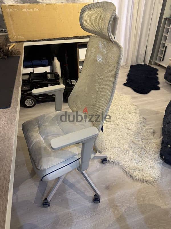 gaming chair 1