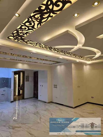 180 sqm apartment for rent in Mountain View iCity Compound