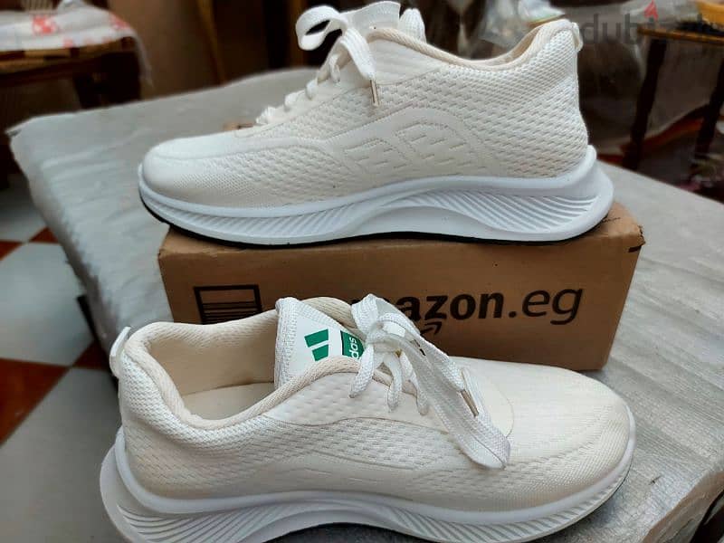 كوتشى Adidas ابيض جديد 1