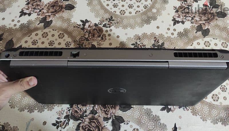 Dell precision 7720 workstation 5