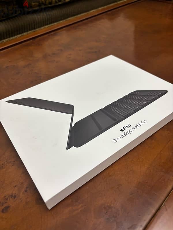 Apple Smart Keyboard Folio 5