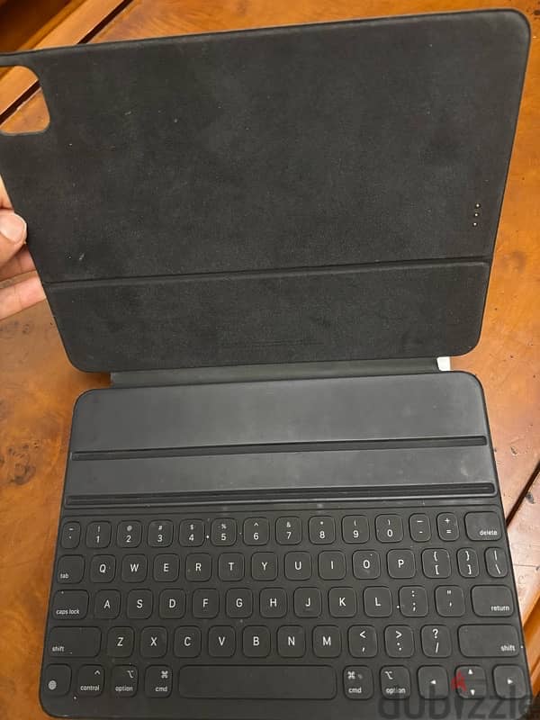 Apple Smart Keyboard Folio 7