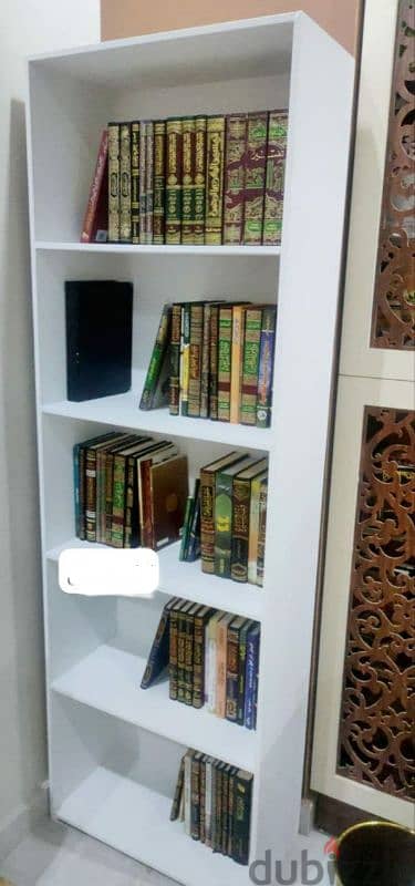 مكتبة ومنظم غرف واوضه المعيشه متعدد الاستخدامات