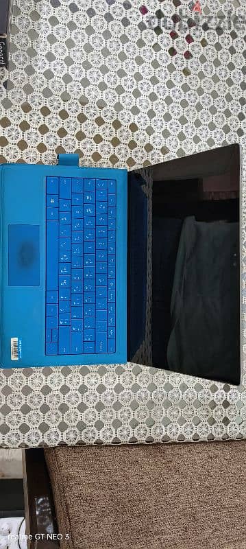 Microsoft Surface Pro 4 | لابتوب أنيق وخفيف – i5 + كيبورد