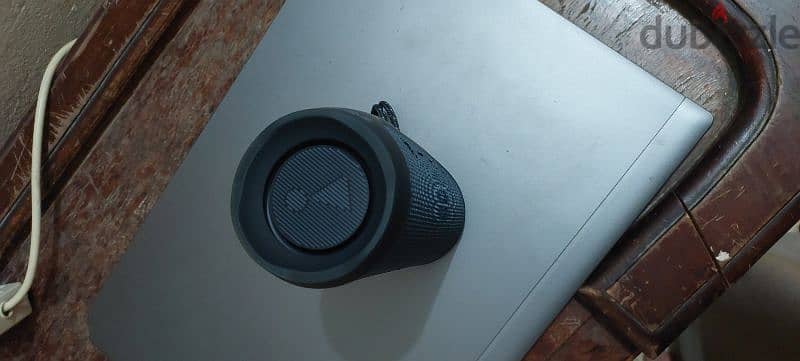 JBL Flip Essential 2 Portable Bluetooth Speaker 2