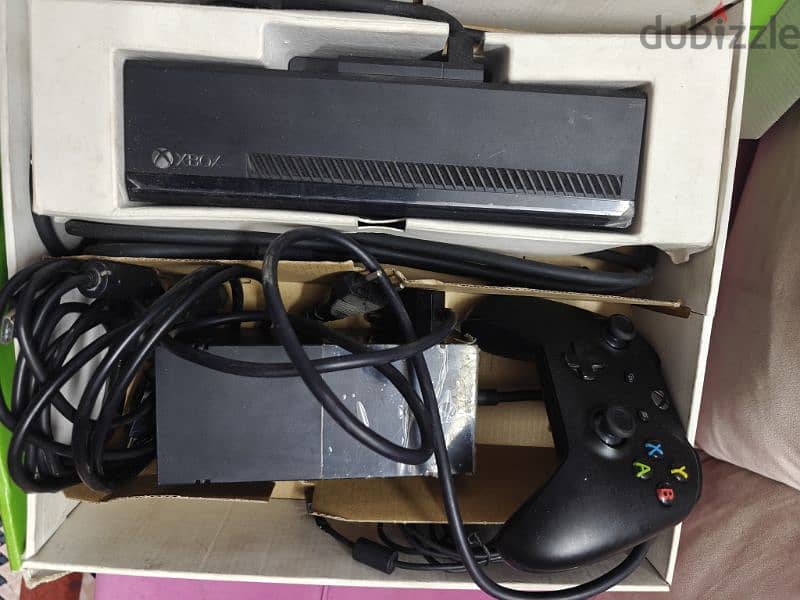 X-box. Like new 6