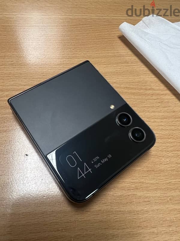 Samsung Z Flip 4 2