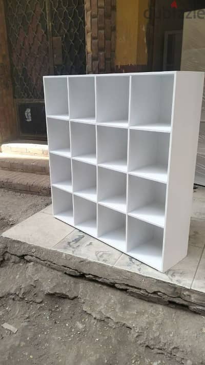 مكتبه مربعات