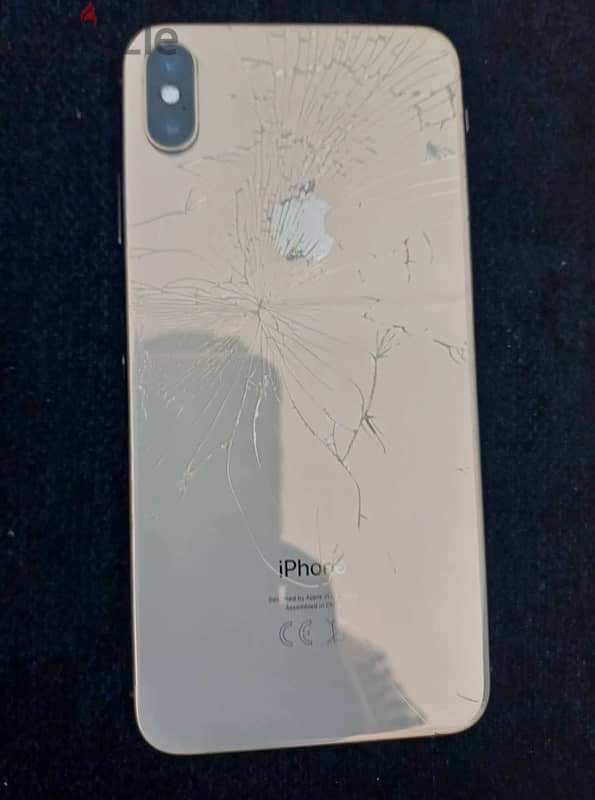 iPhone XS Max 1