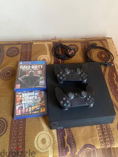 جهاز بلاي ستيشن 4 مستعمل ps4 دراعين اصلي