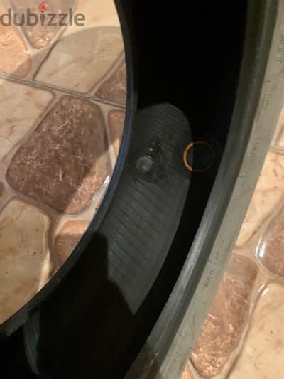 Bridgestone برديج ستون 195/65/15 بحاله جيده