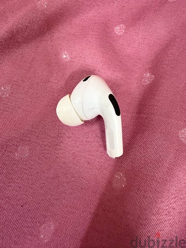 Airpods Pro 2 Left 1