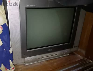 تليفزيون LG  ١٥  بوصه فلاترون
