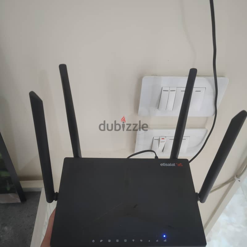 Router etisalat 4g - اكسسوارات و قطع غيار كمبيوتر - 204871245
