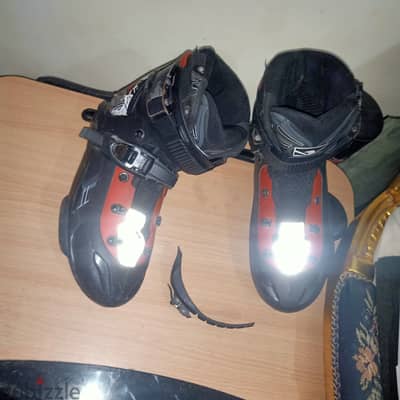 بوت اسكيت flying eagle f110h مقاس 40/41 متاح الشحن للمحافظات القريبة