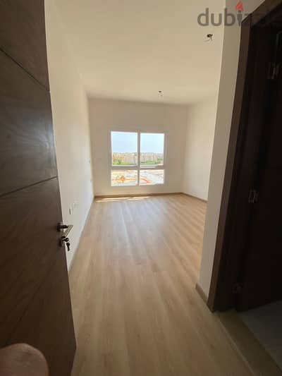 RTM Fully Finished Type C Penthouse 130m + 86m Roof Landscape View