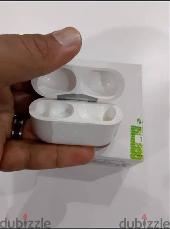 Air Pods Pro بدون السماعات 2