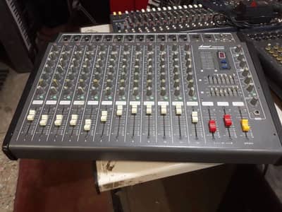 مكسر صوت Lane بحاله جيده  Lane Stereo Powered Mixer, Black