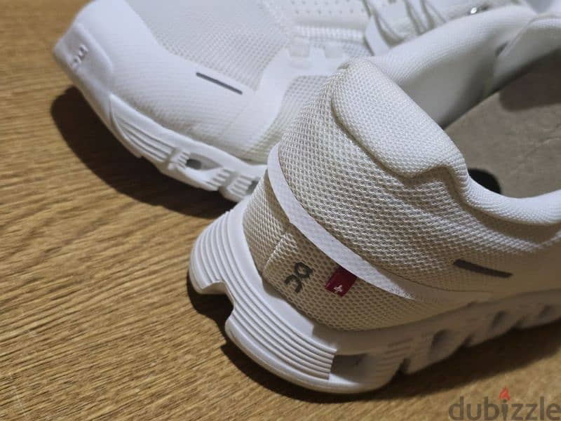 ON Running - Cloud 5 shoes - mirror 2