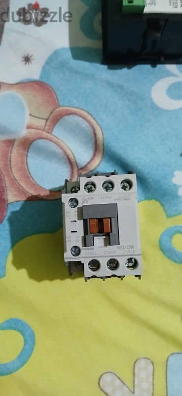 Contactor: 3-pole; NO x3; Auxiliary contacts: NO + NC; 24VDC; 22A