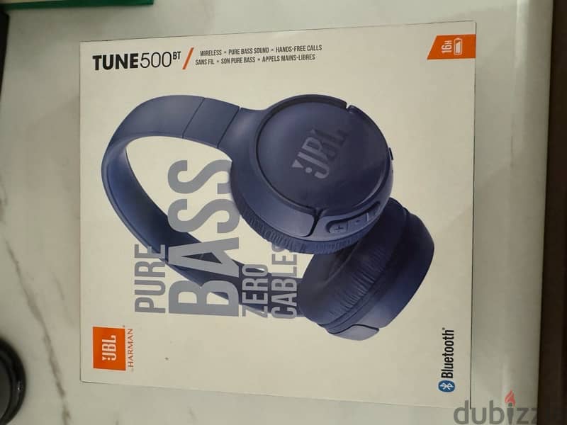 Wireless JBL headphones 1