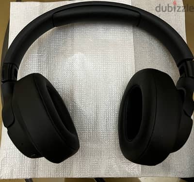 JBL headphone