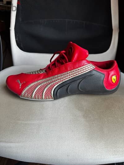 Puma Ferrari original sport shoes size 44.5 euro, 11 usa, brand new
