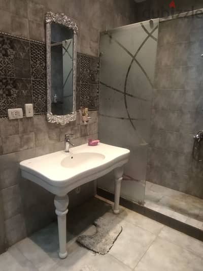 سباك اكتوبر