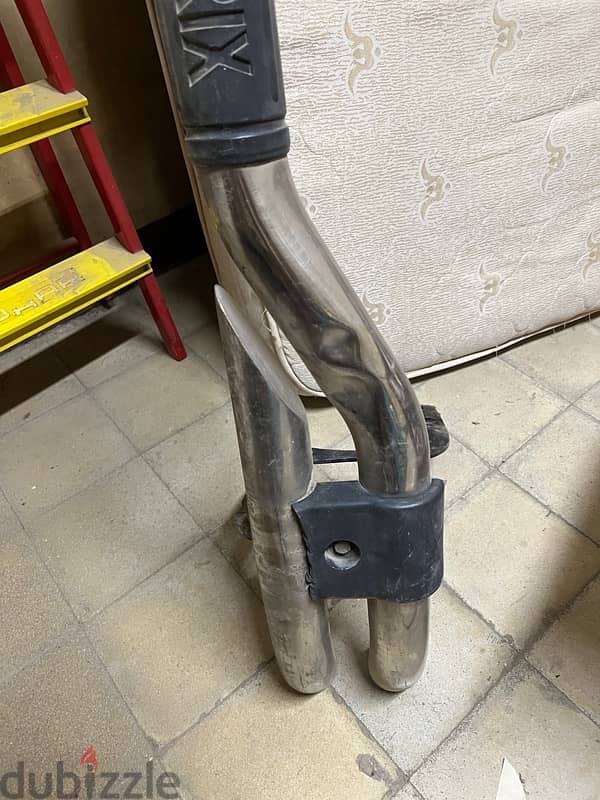 A suitable bumper protection for any car 6