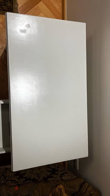 White desk 3