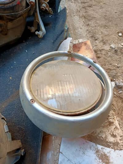 Volkswagen Beetle front lanterns